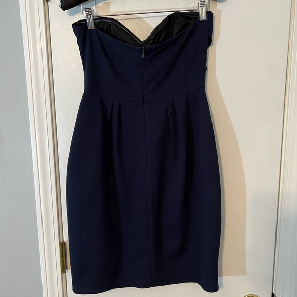 ARYN K. Princess Cut Strapless Navy Dress - Size Small 💙 - Picture 4 of 5